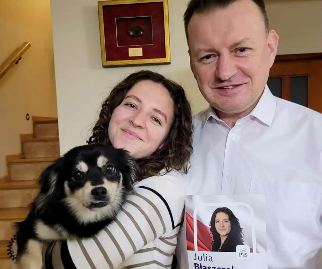 Mariusz Błaszczak - ile ma dzieci? Poznaj rodzinę polityka